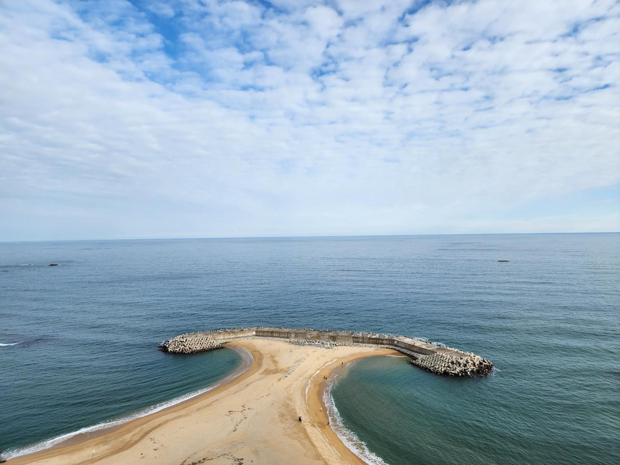 Sokcho Summitbay 1807 "Ocean View" Aparthotel Exteriör bild